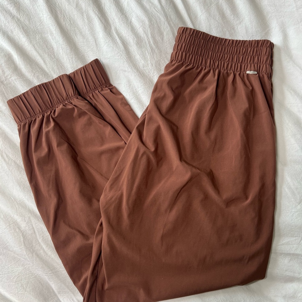 Vuori Burnt Pink Track Pants Elastic Waist Soft Fabric